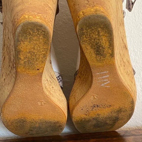 Lorenzo Chelini Embellished Wedge Heels - Picture 5 of 10